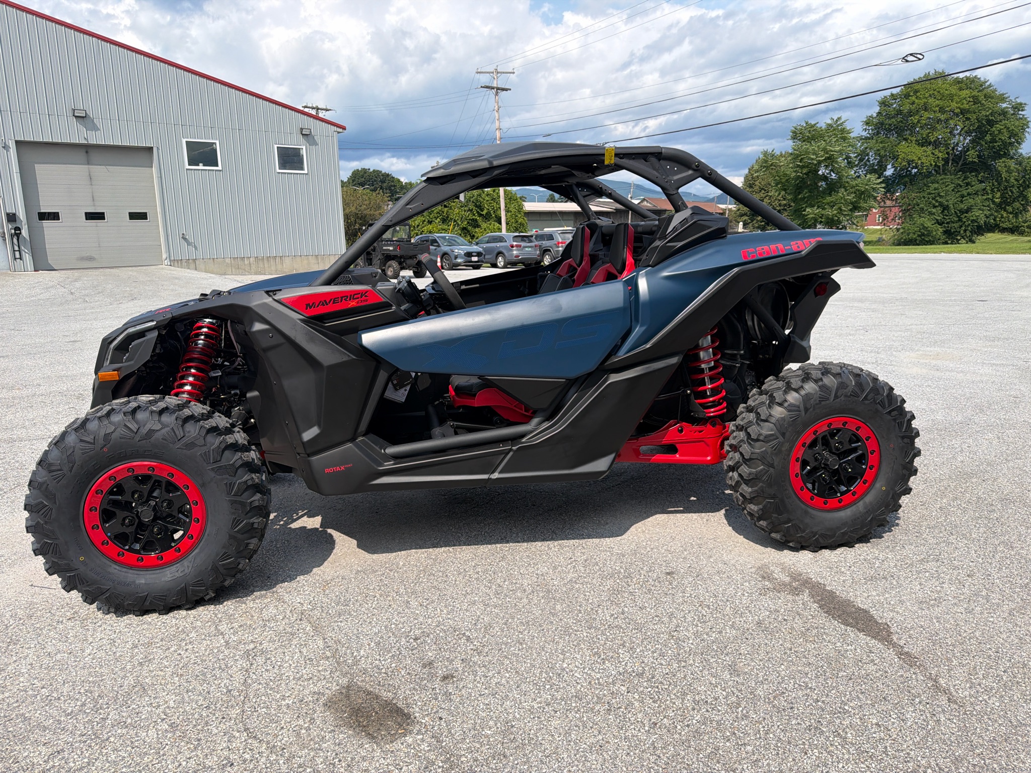 2026 Can-Am™ Maverick X3 X DS TURBO RR Smart-Shox with 10.25 in 3