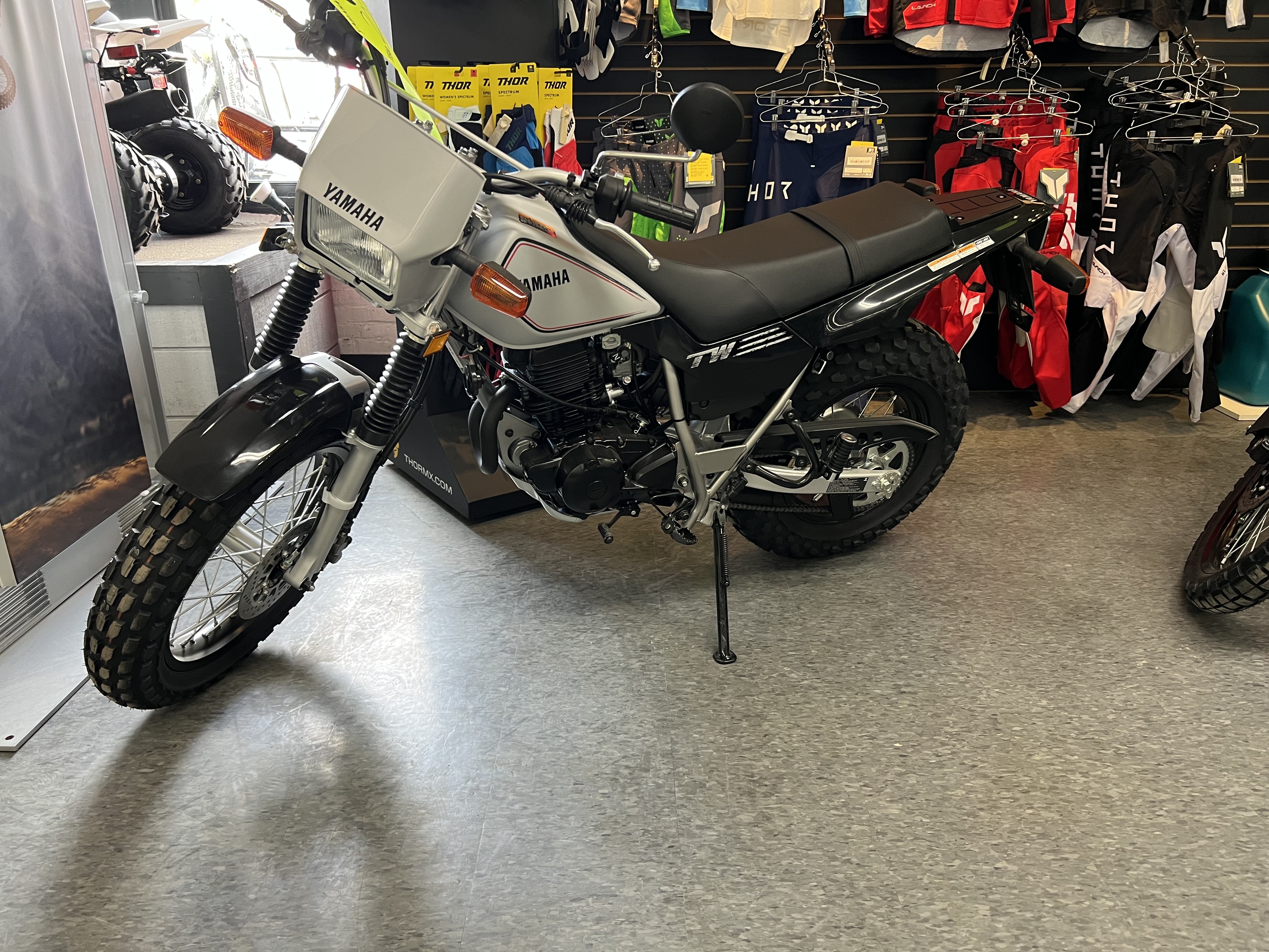 2026 Yamaha TW200 1