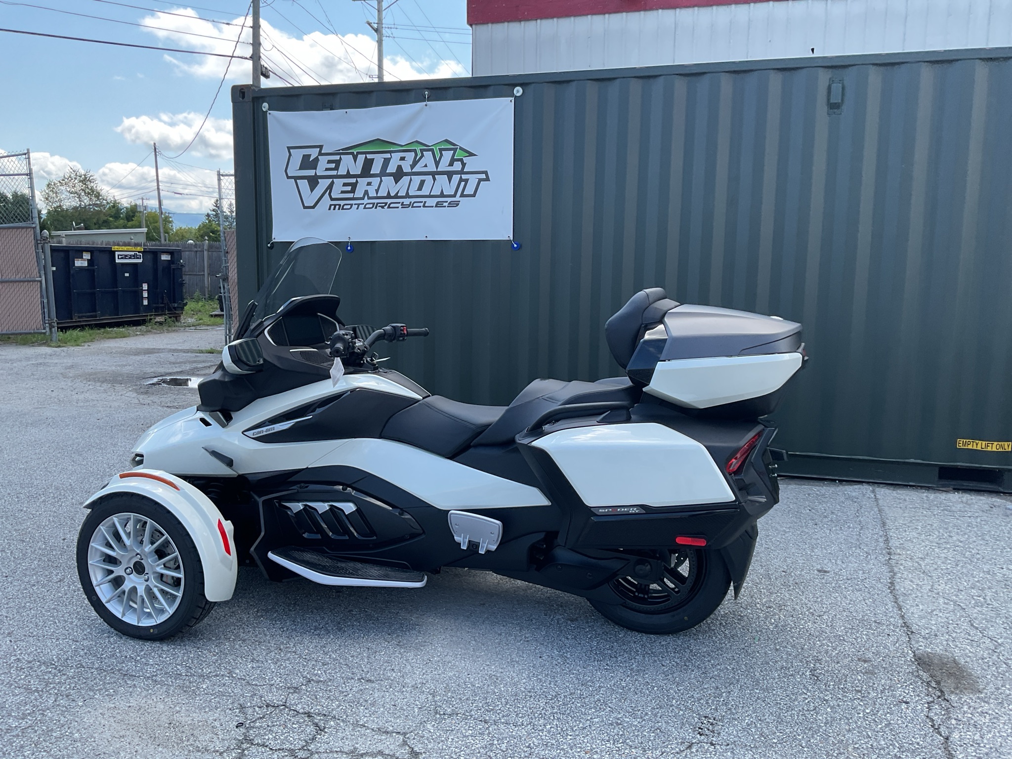 2026 Can-Am™ Spyder RT Limited 4