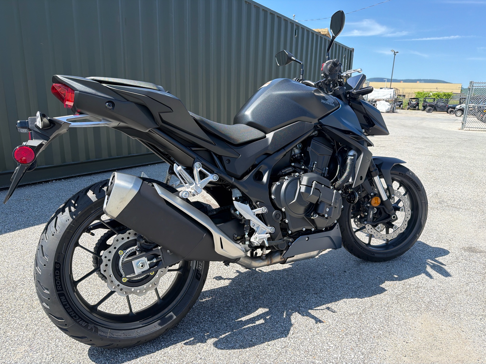 2026 Honda CB750 Hornet E-Clutch 6