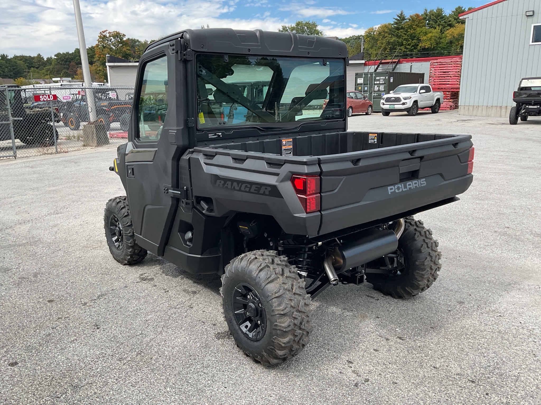 2027 Polaris Ranger 1000 Cab 4