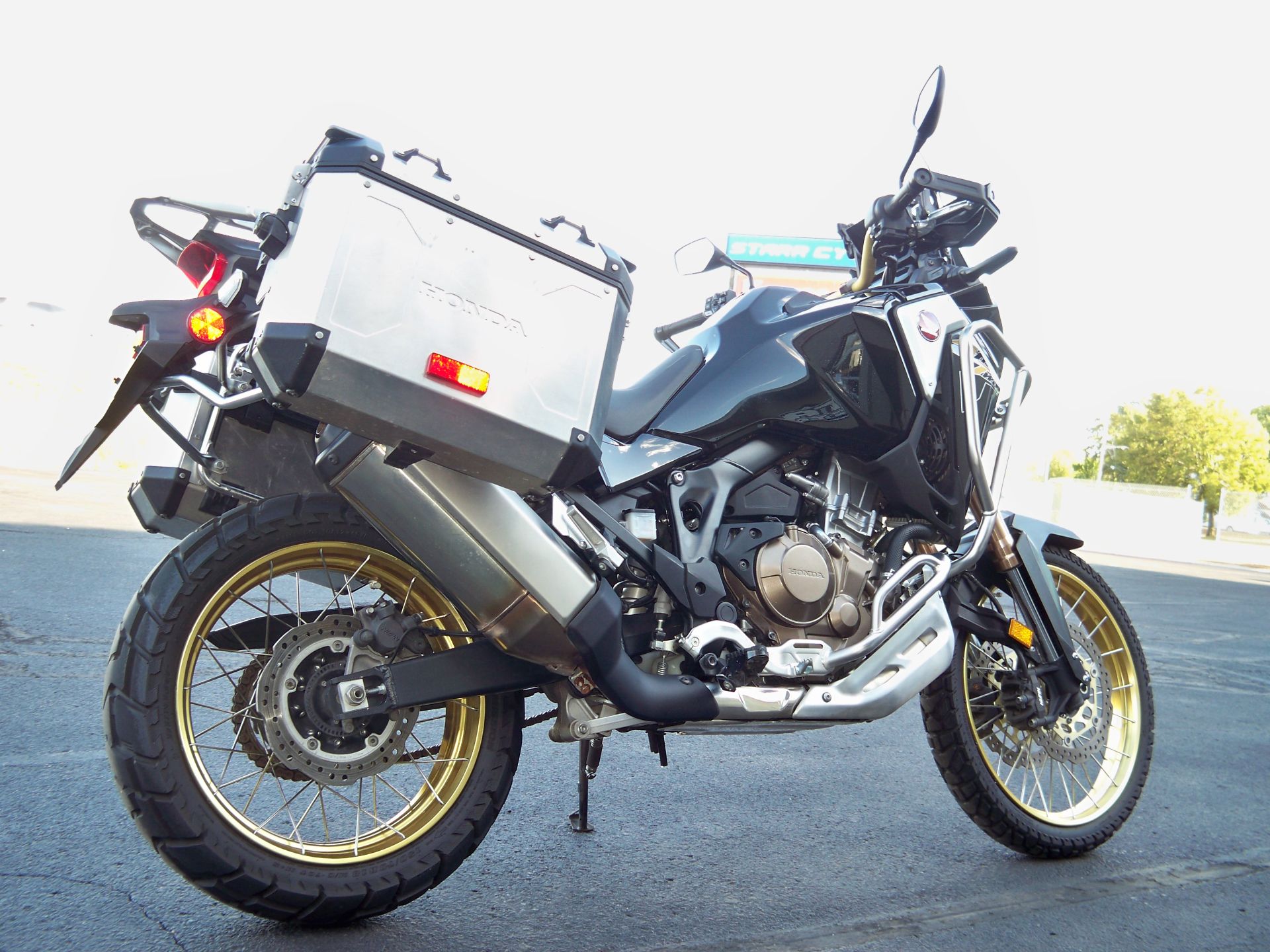 2021 Honda Africa Twin Adventure Sports ES in North Mankato, Minnesota - Photo 10