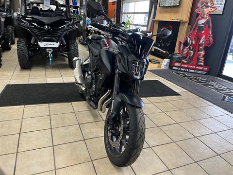 2025 Honda CB500F ABS in North Mankato, Minnesota - Photo 4
