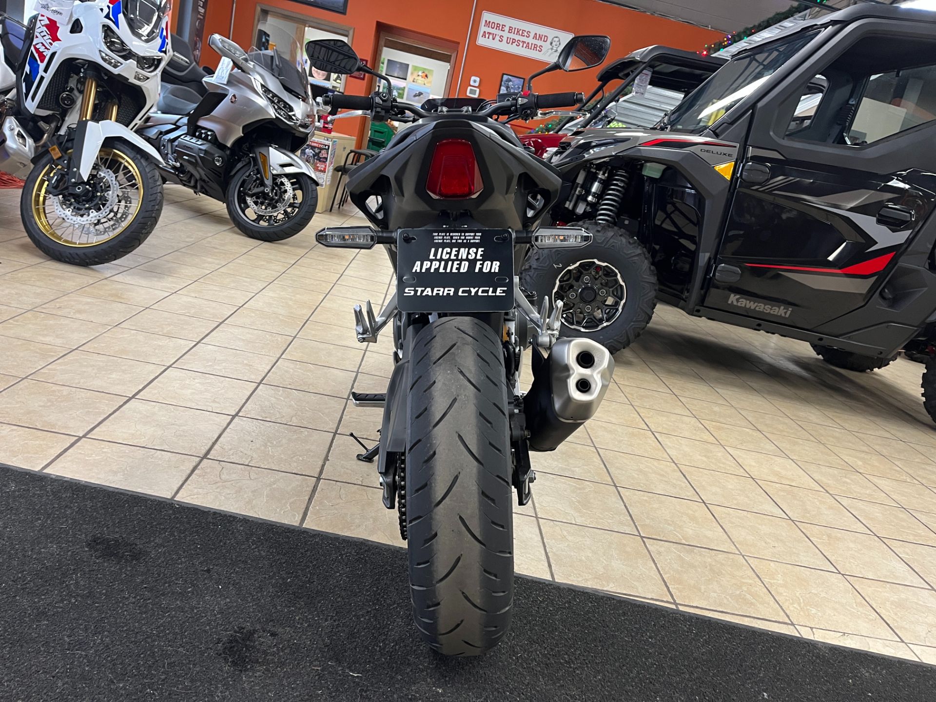 2025 Honda CB500F ABS in North Mankato, Minnesota - Photo 8