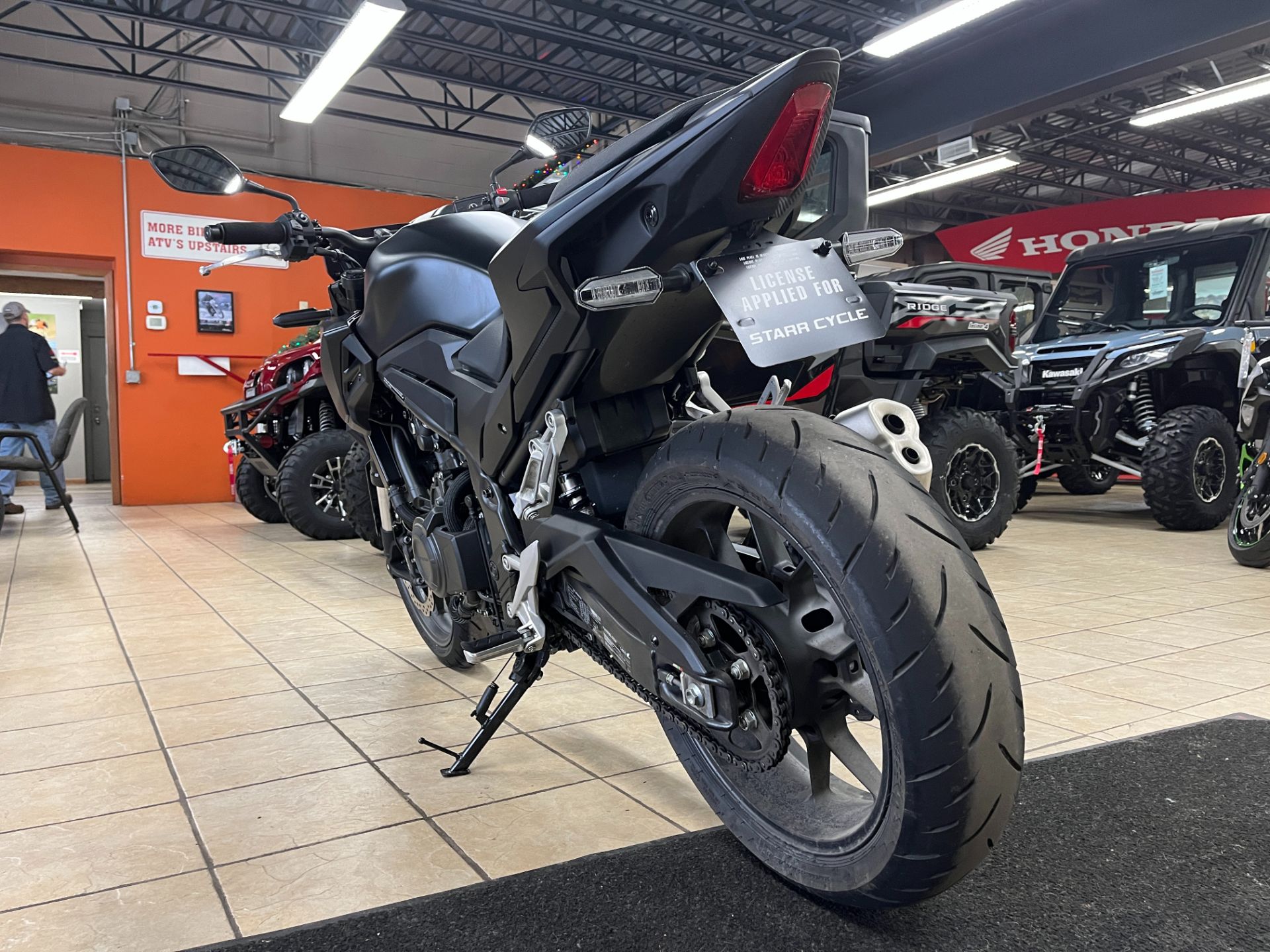 2025 Honda CB500F ABS in North Mankato, Minnesota - Photo 10