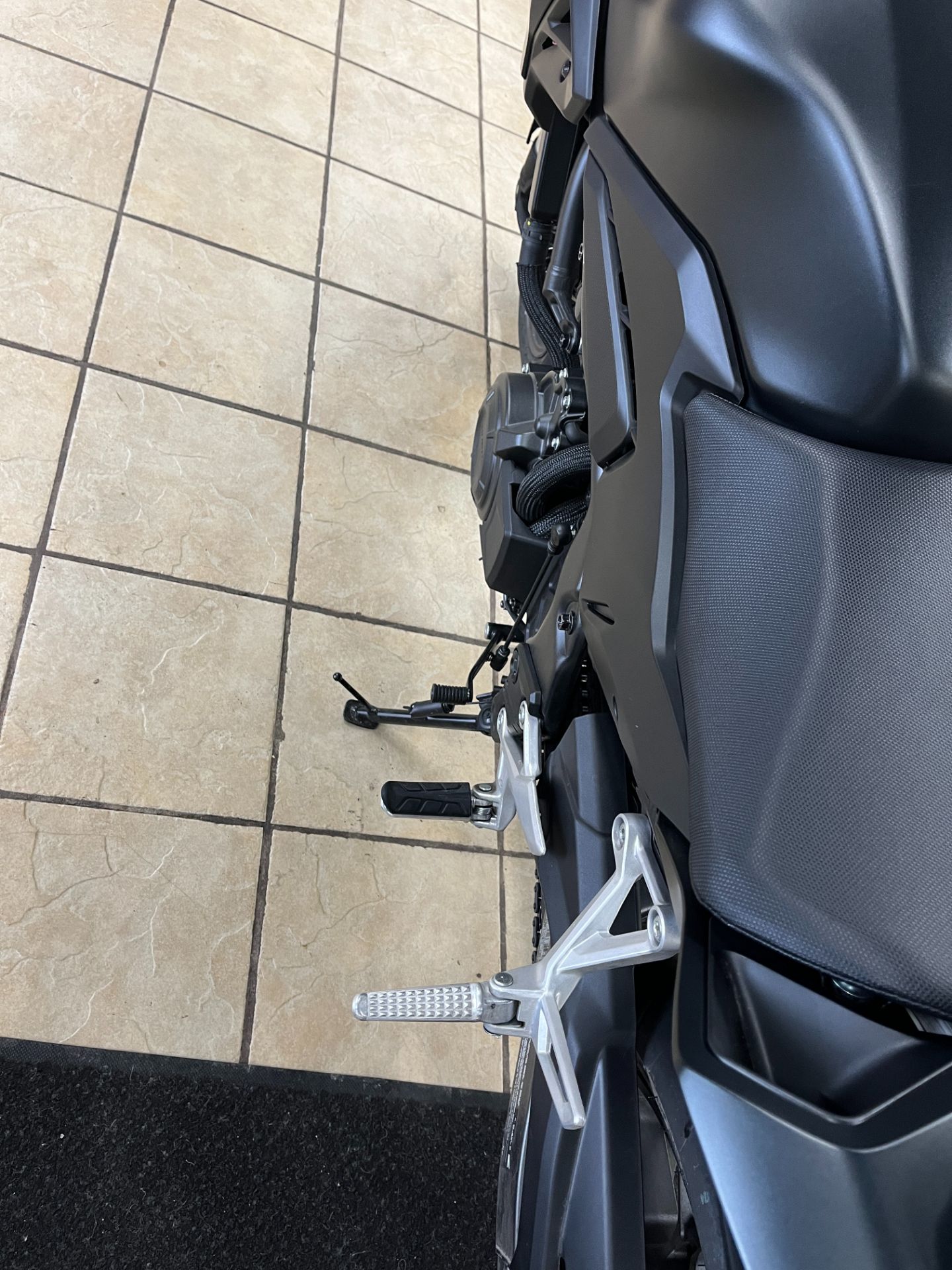 2025 Honda CB500F ABS in North Mankato, Minnesota - Photo 20