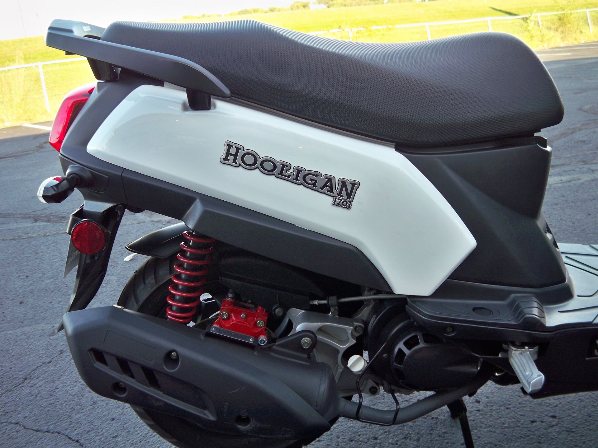 2021 Genuine Scooters Hooligan 170i in North Mankato, Minnesota - Photo 21