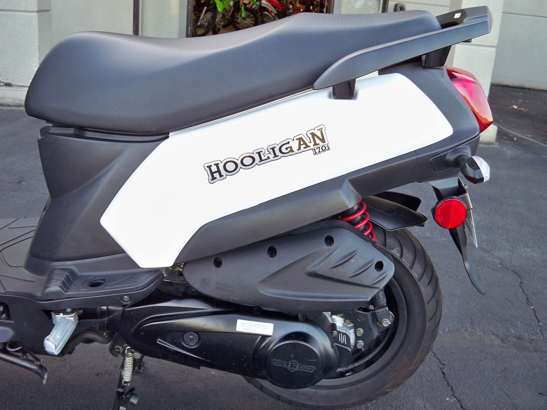 2021 Genuine Scooters Hooligan 170i in North Mankato, Minnesota - Photo 22