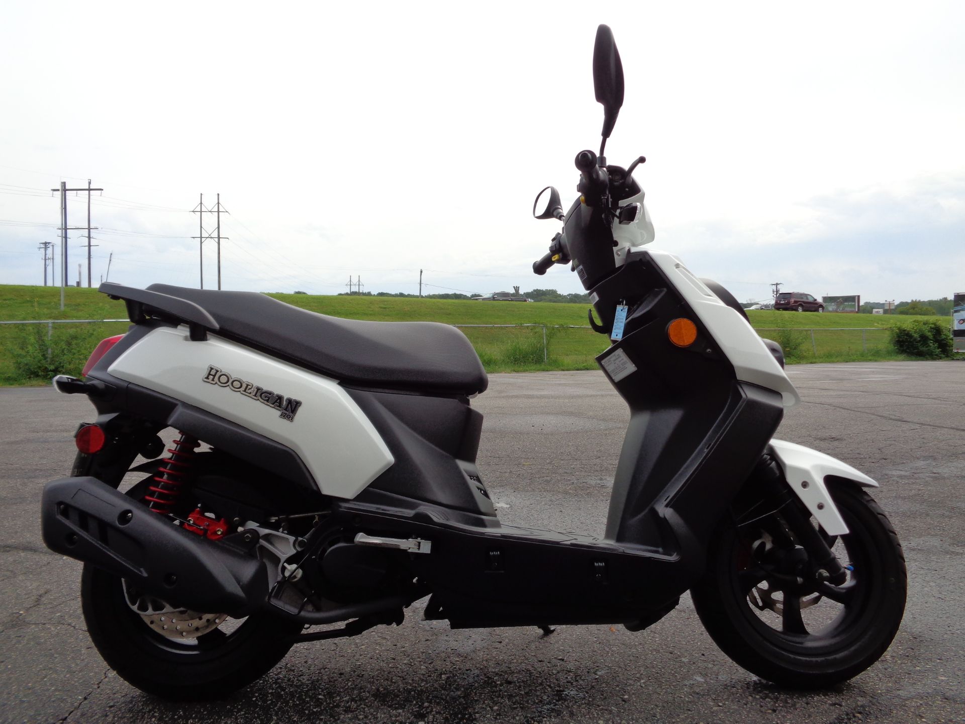 2022 Genuine Scooters Hooligan 170i in North Mankato, Minnesota - Photo 12