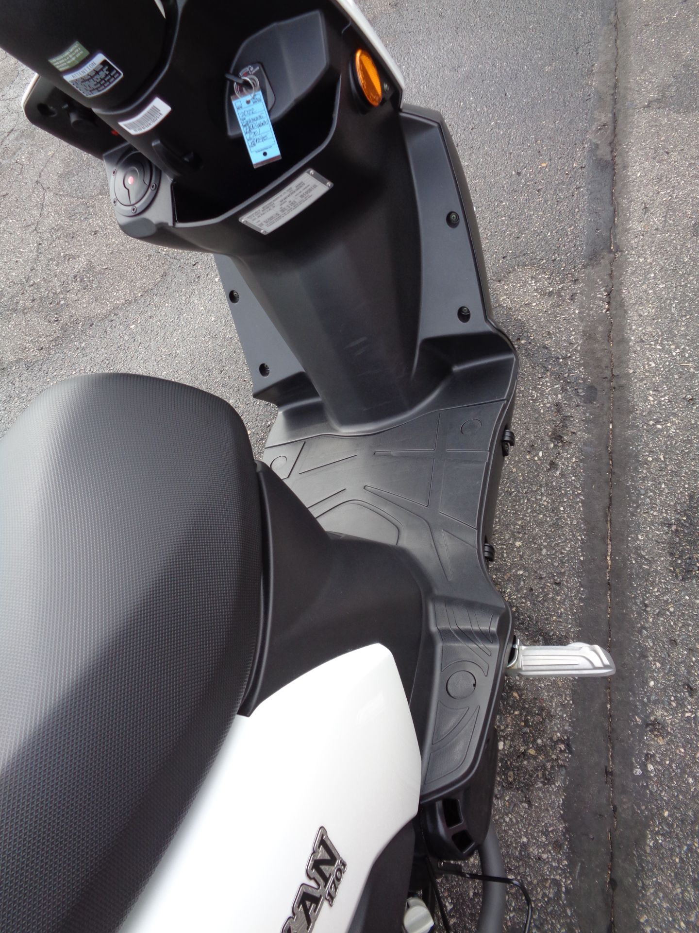 2022 Genuine Scooters Hooligan 170i in North Mankato, Minnesota - Photo 19