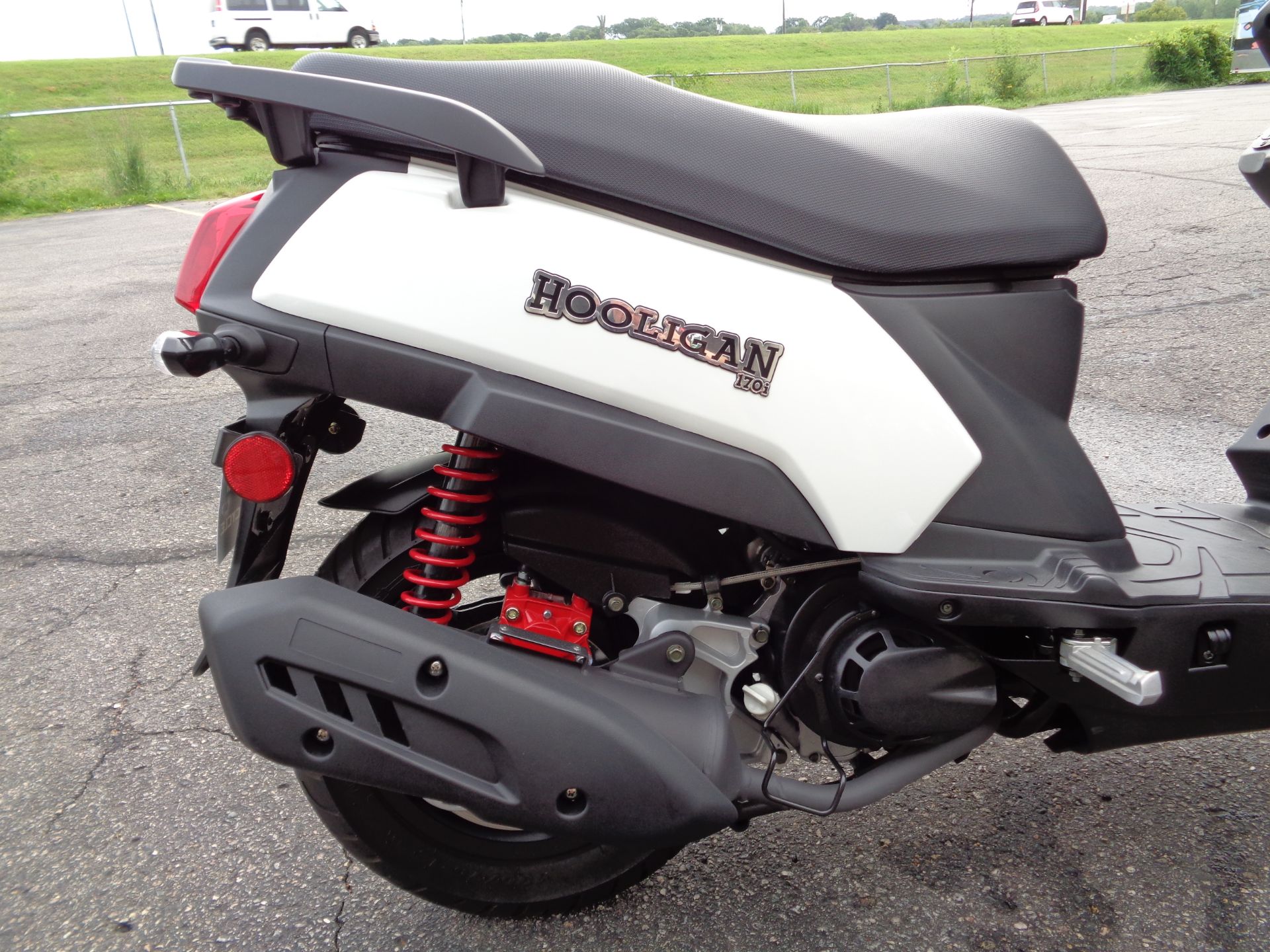 2022 Genuine Scooters Hooligan 170i in North Mankato, Minnesota - Photo 21