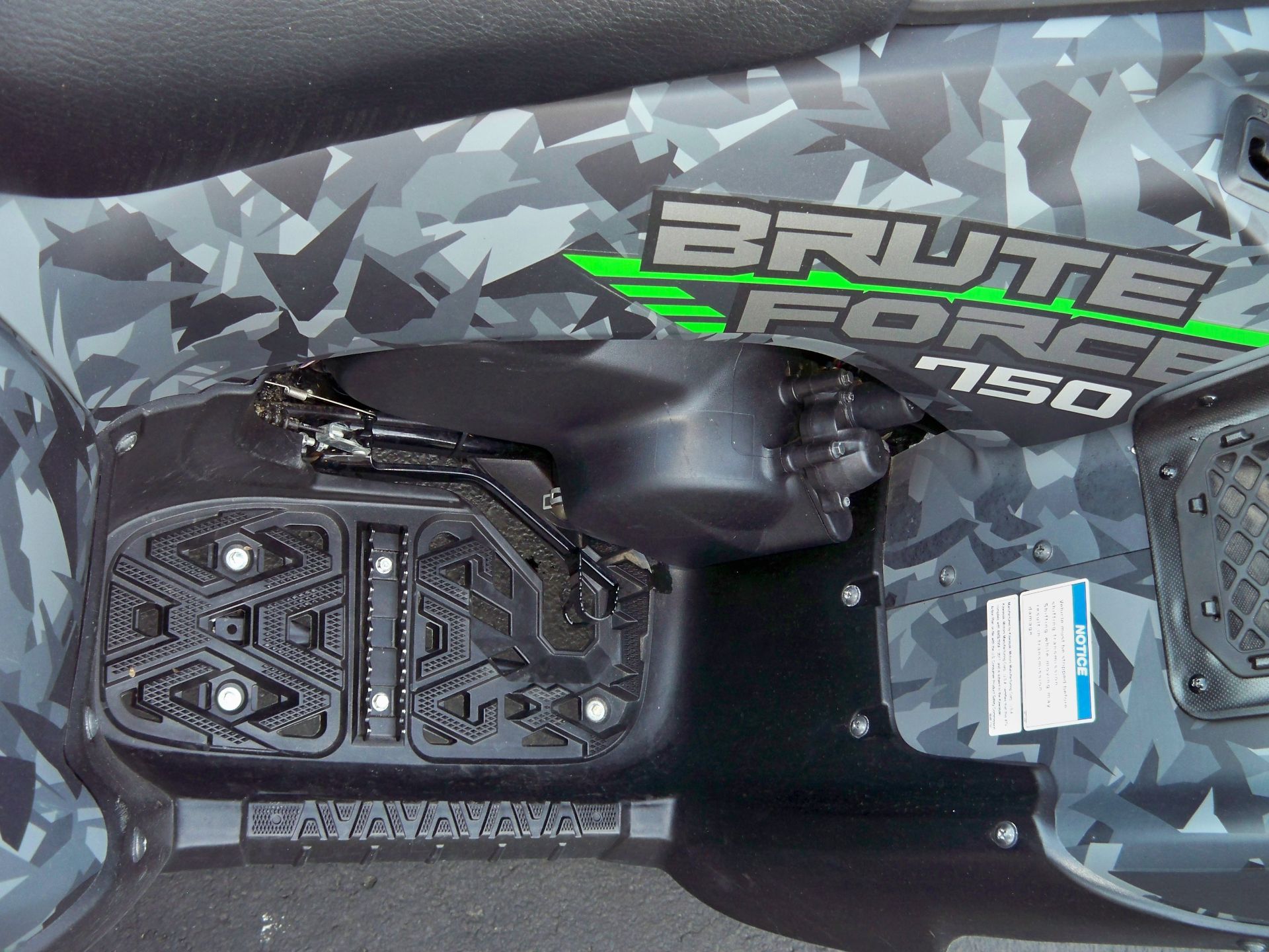 2021 Kawasaki Brute Force 750 4x4i EPS in North Mankato, Minnesota - Photo 19