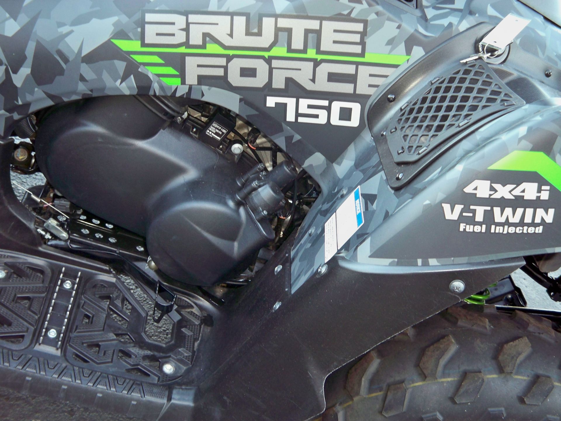 2021 Kawasaki Brute Force 750 4x4i EPS in North Mankato, Minnesota - Photo 21