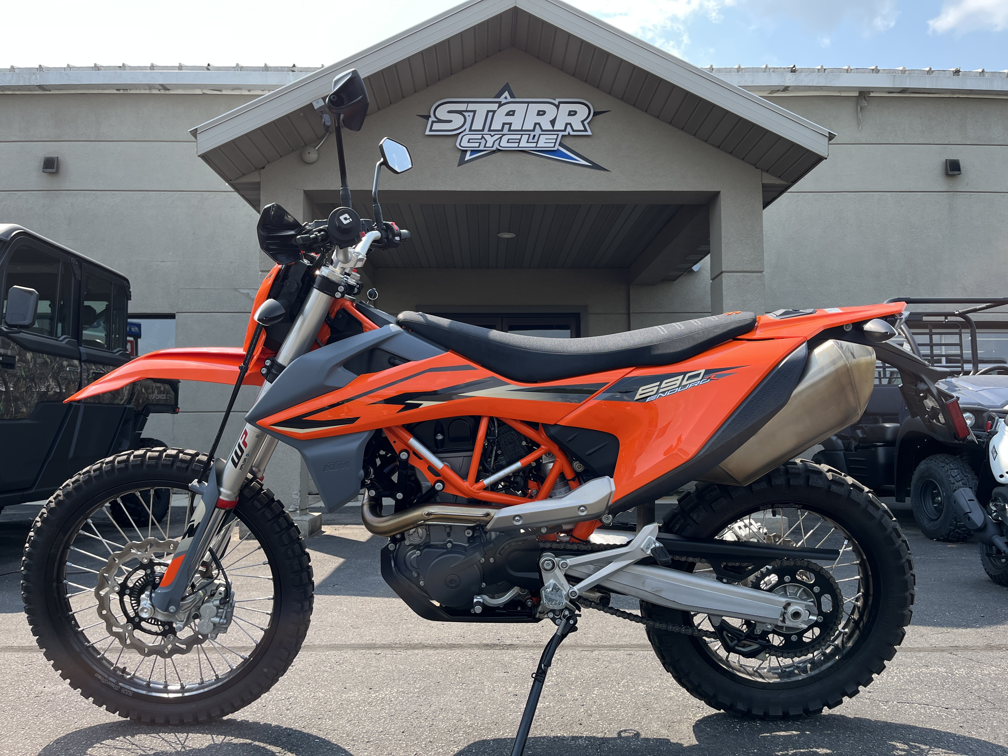 2024 KTM 690 Enduro R