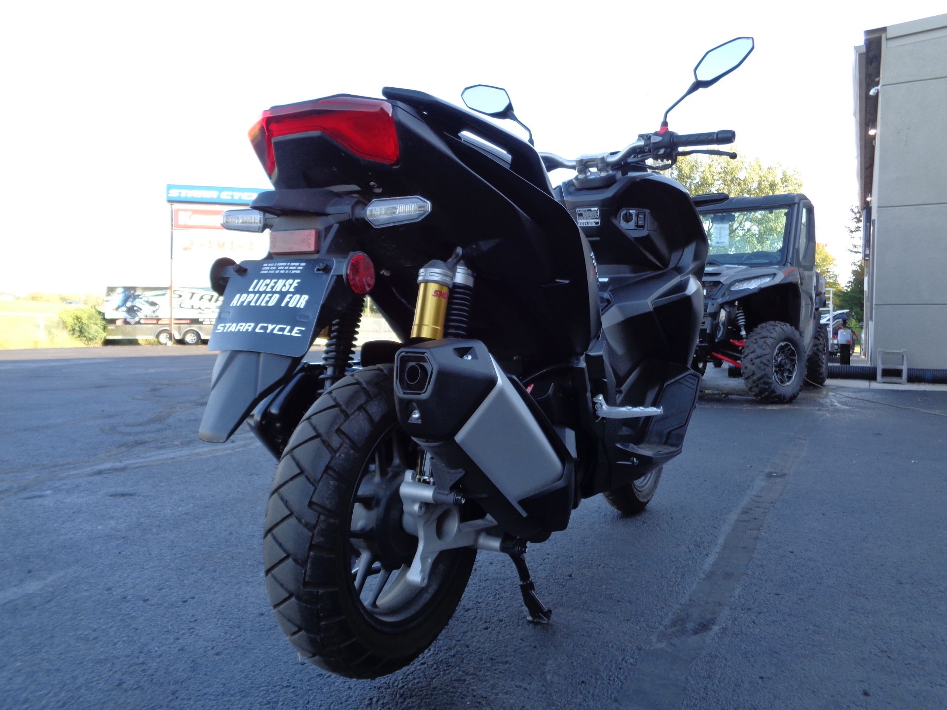 2025 Honda ADV160 in North Mankato, Minnesota - Photo 10