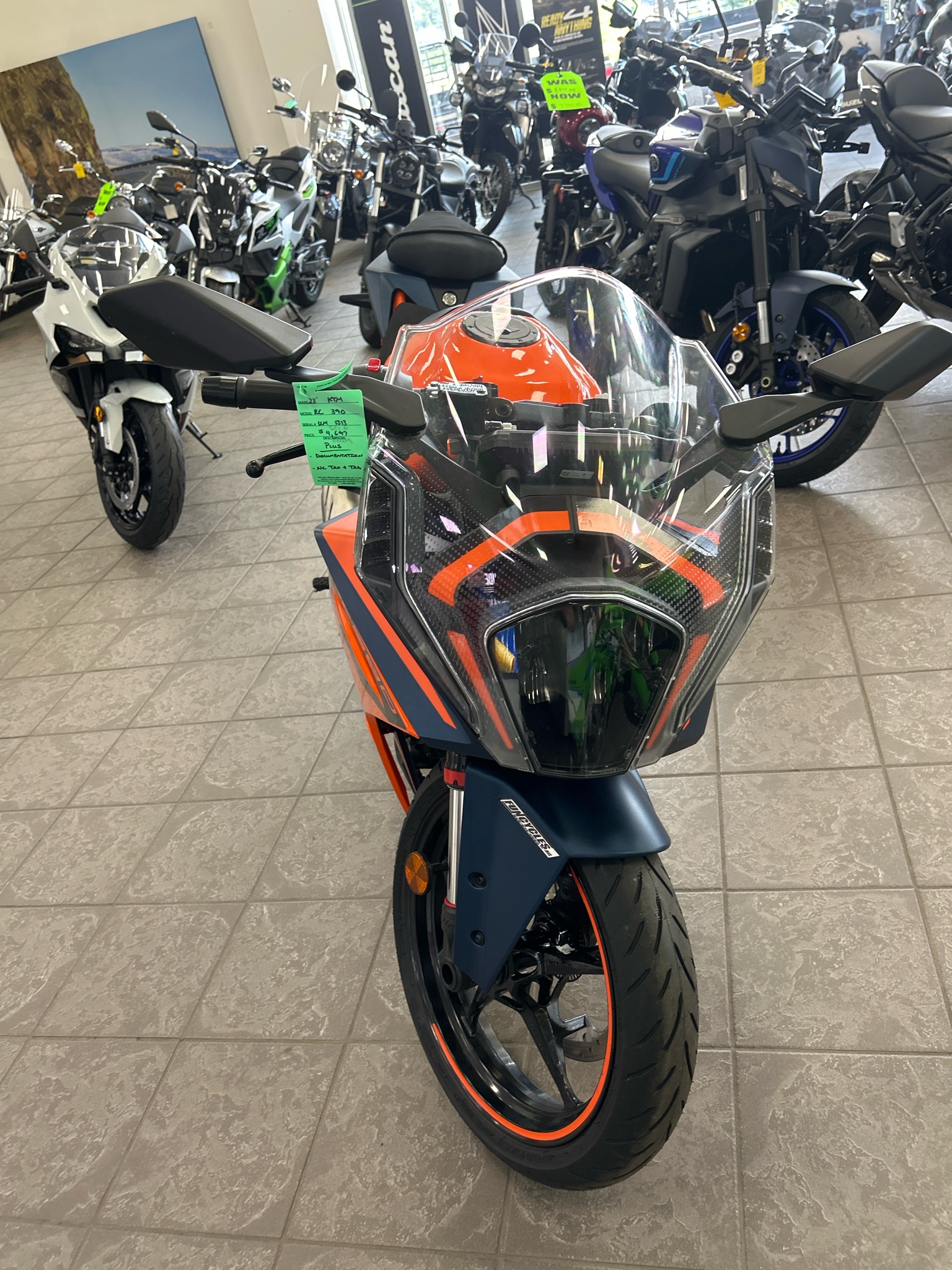2023 KTM RC 390 5