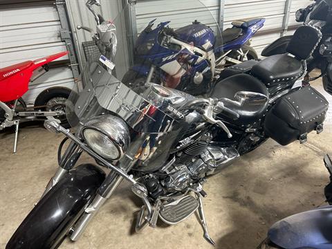 2010 Yamaha V Star Custom — photo 1 of 12