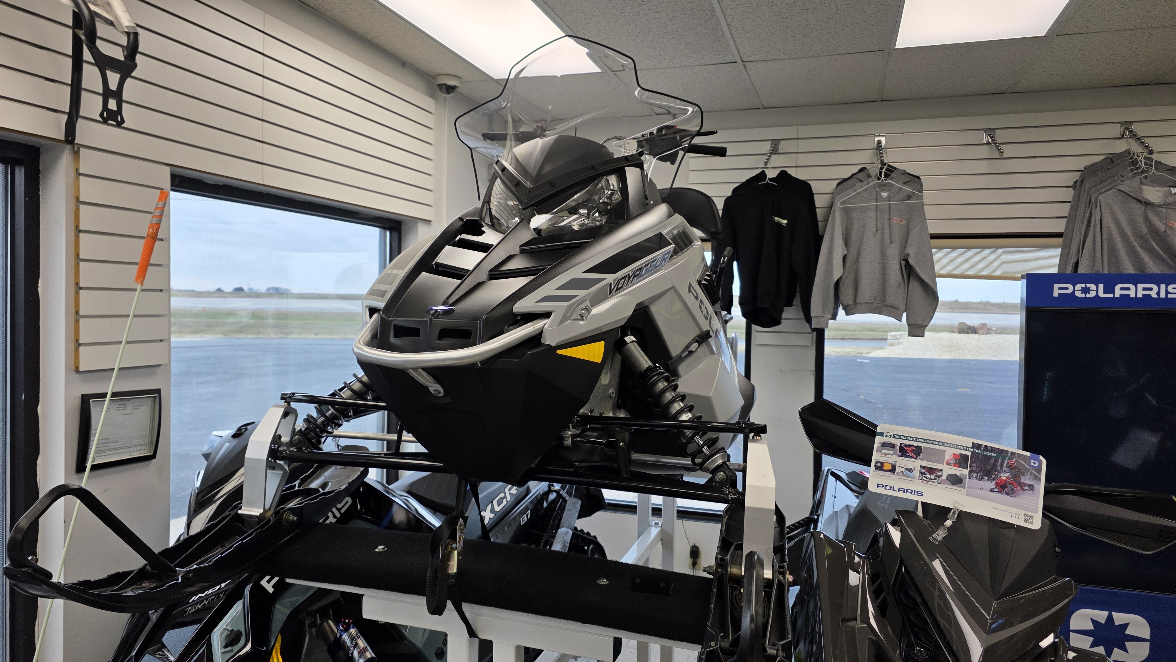 New 2025 Polaris 550 Voyageur LXT 144 ES, Orion IL | Specs, Price