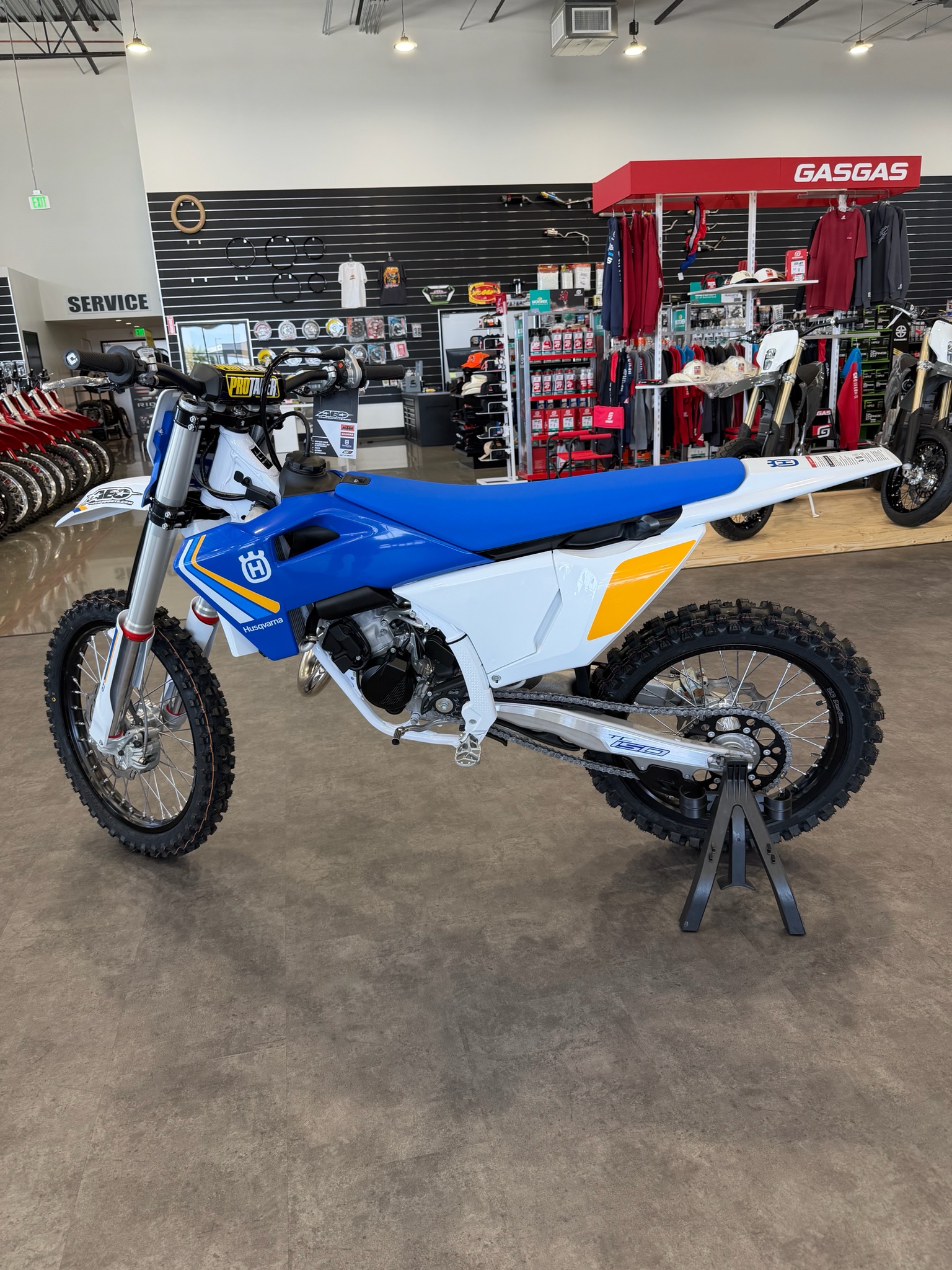 2025 Husqvarna TC 150 Heritage 3