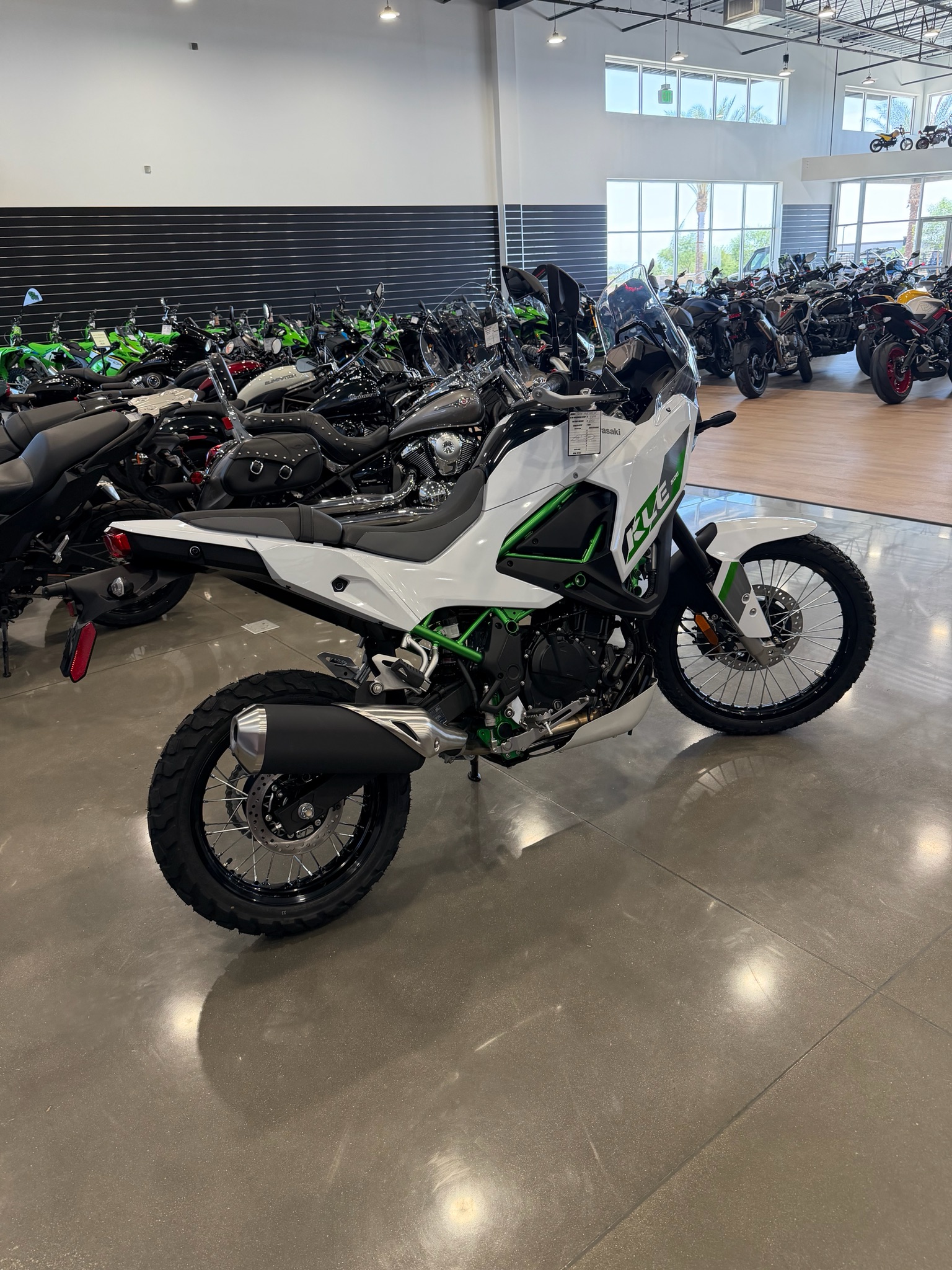 2026 Kawasaki KLE®500 SE ABS 1