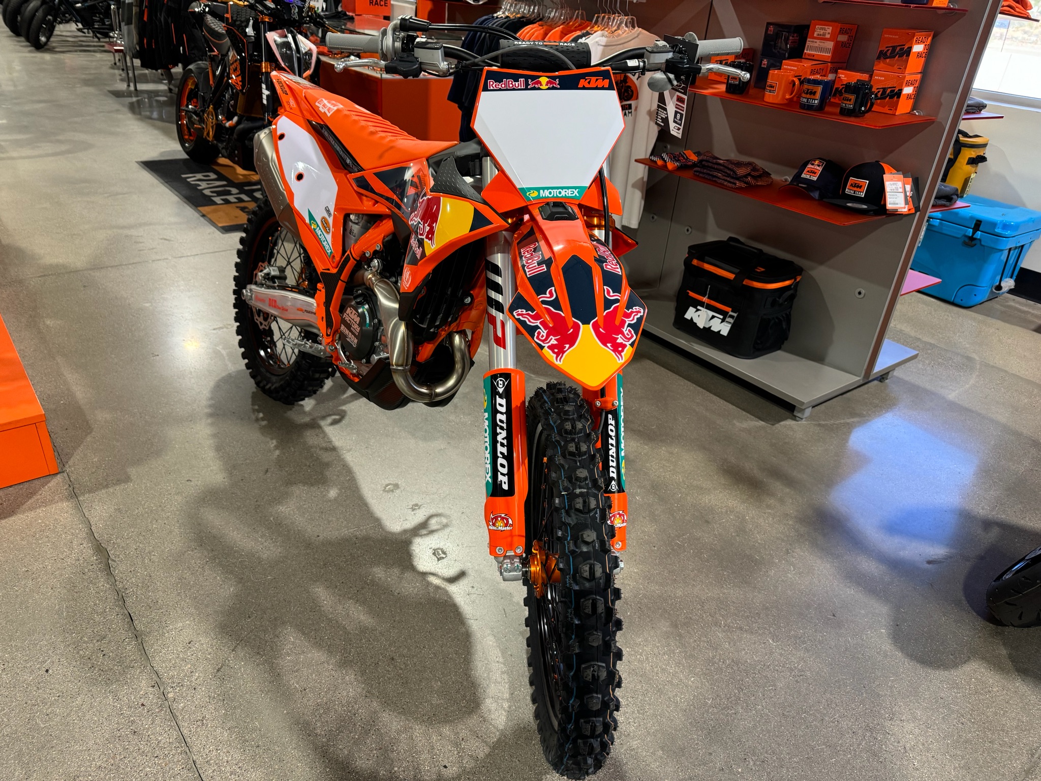 2025 KTM 450 SX-F Factory Edition 3