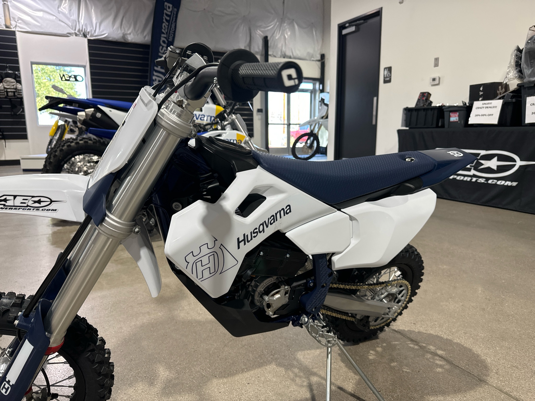 2027 Husqvarna EE 5 4