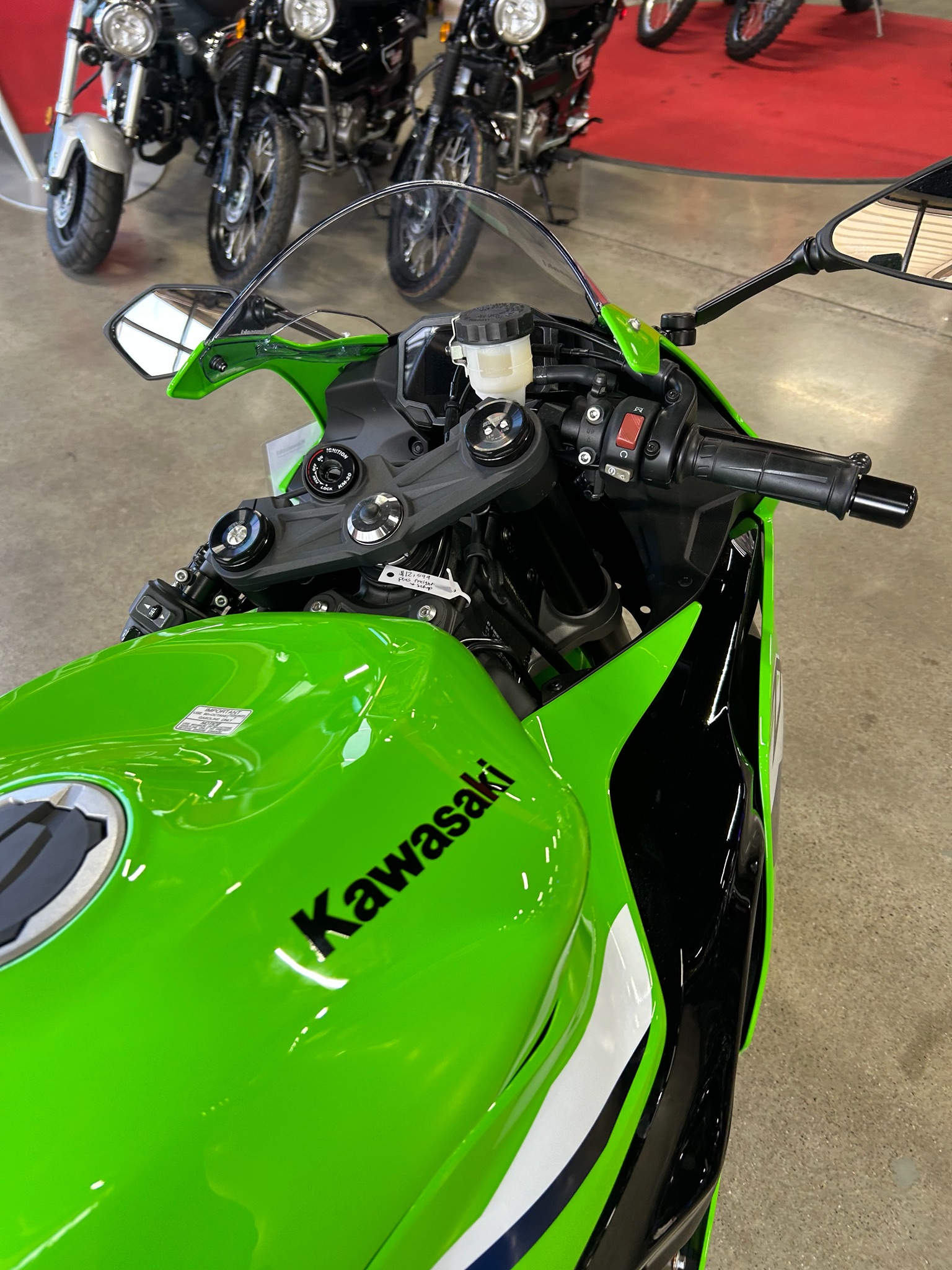 2026 Kawasaki Ninja® ZX-6R ABS 7
