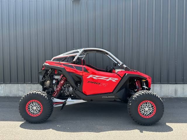 2026 RZR Pro R Ultimate