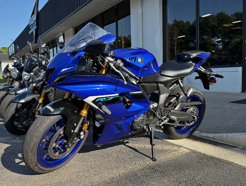 2025 Yamaha YZF-R7 2