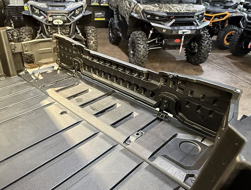 2026 Can-Am™ Defender MAX Limited HD11 5