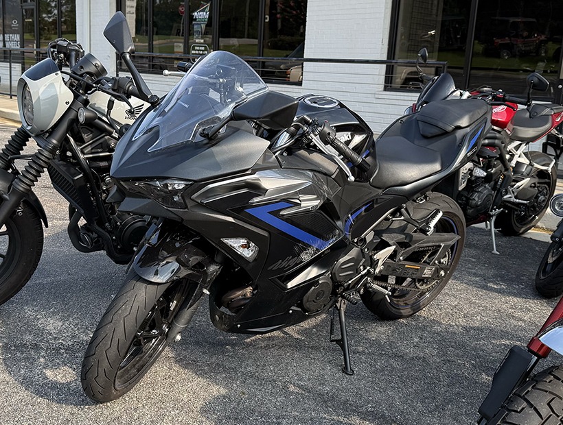 2025 Kawasaki Ninja® 500 ABS
