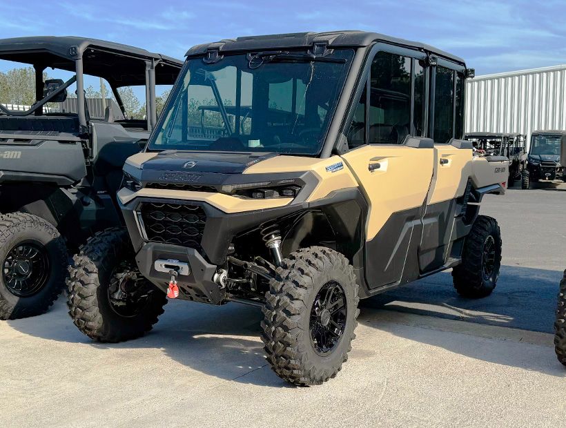 2026 Can-Am Defender MAX Limited HD11