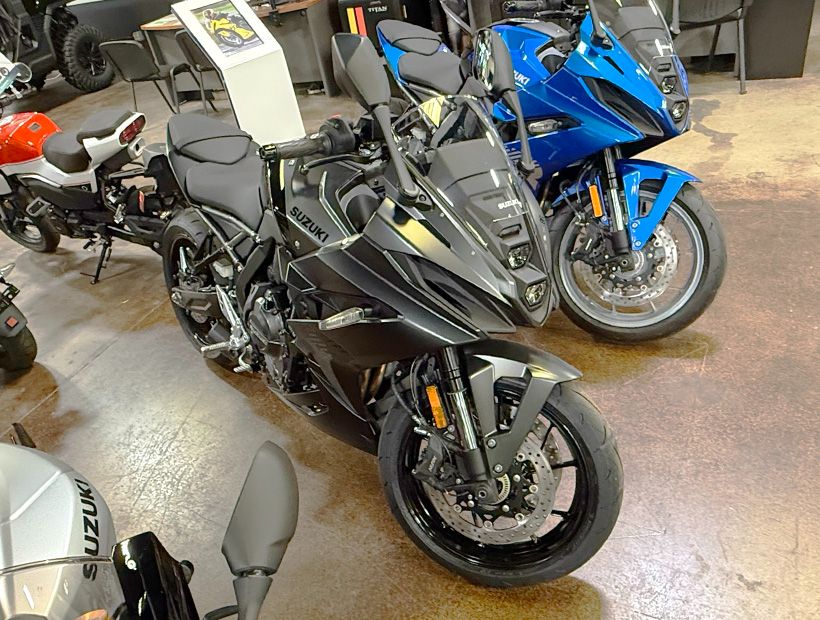 New 2025 Suzuki GSX-8R, Hoschton GA | Specs, Price, Photos