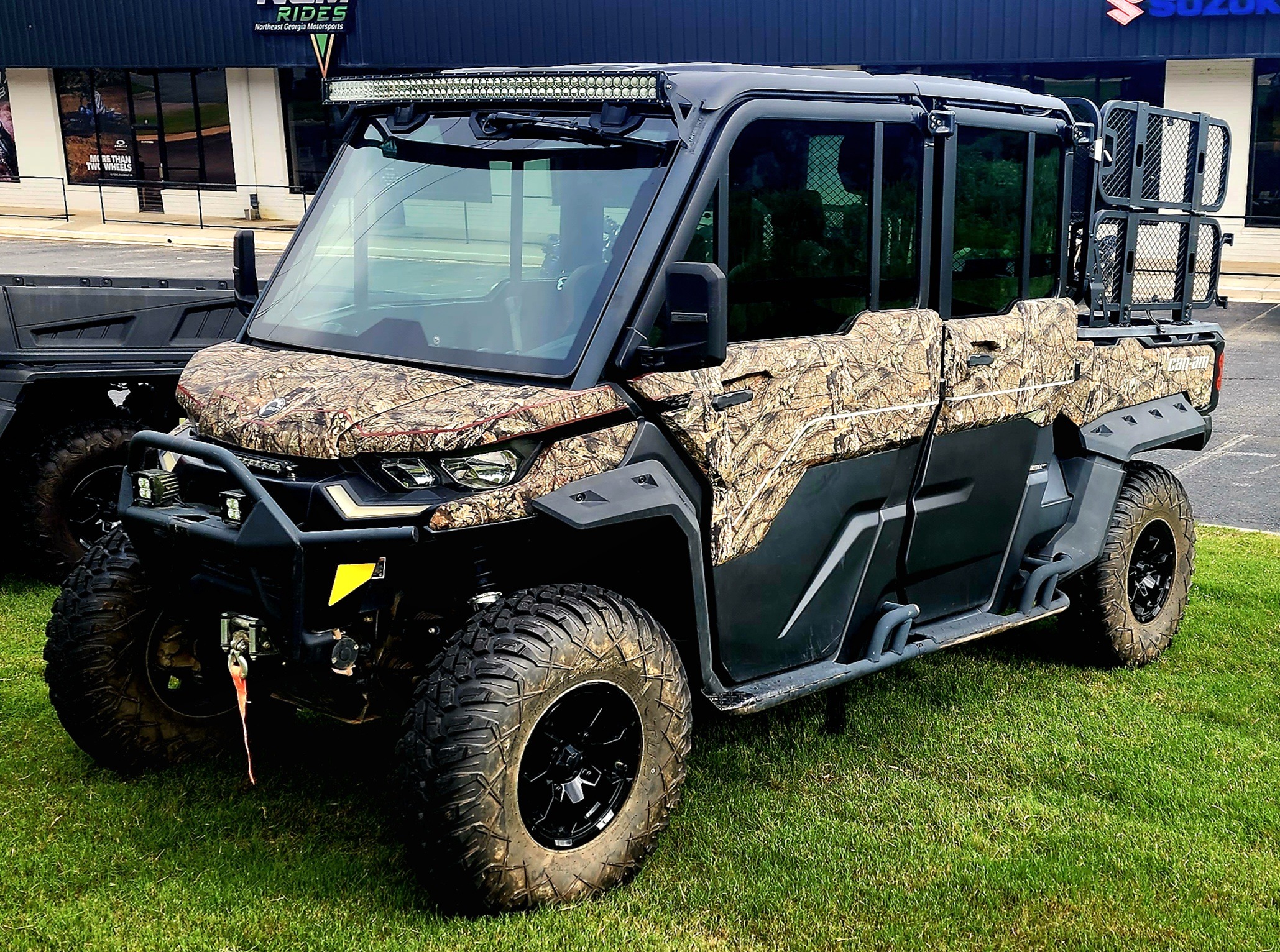 2023 Can-Am Defender MAX Limited
