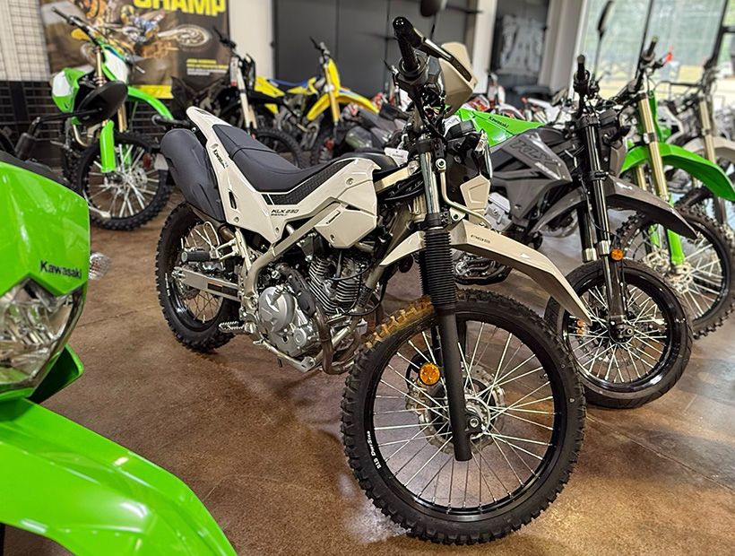KAWASAKI Free Spirit タンク ベージュ New 2026 Kawasaki KLX®230 SHERPA S ABS, Hoschton GA | Specs, Price