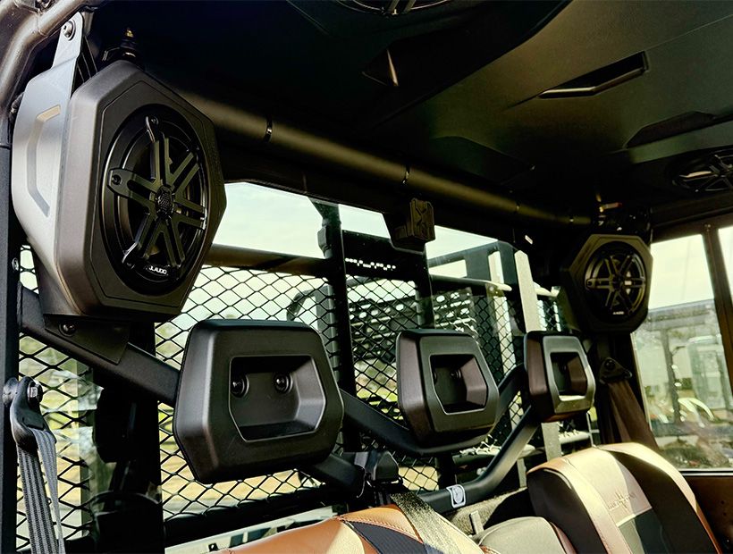 2026 Can-Am™ Defender MAX Lone Star CAB HD11 10