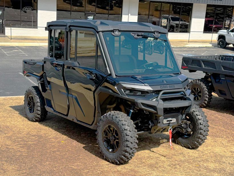 2026 Can-Am Defender MAX Lone Star CAB HD11
