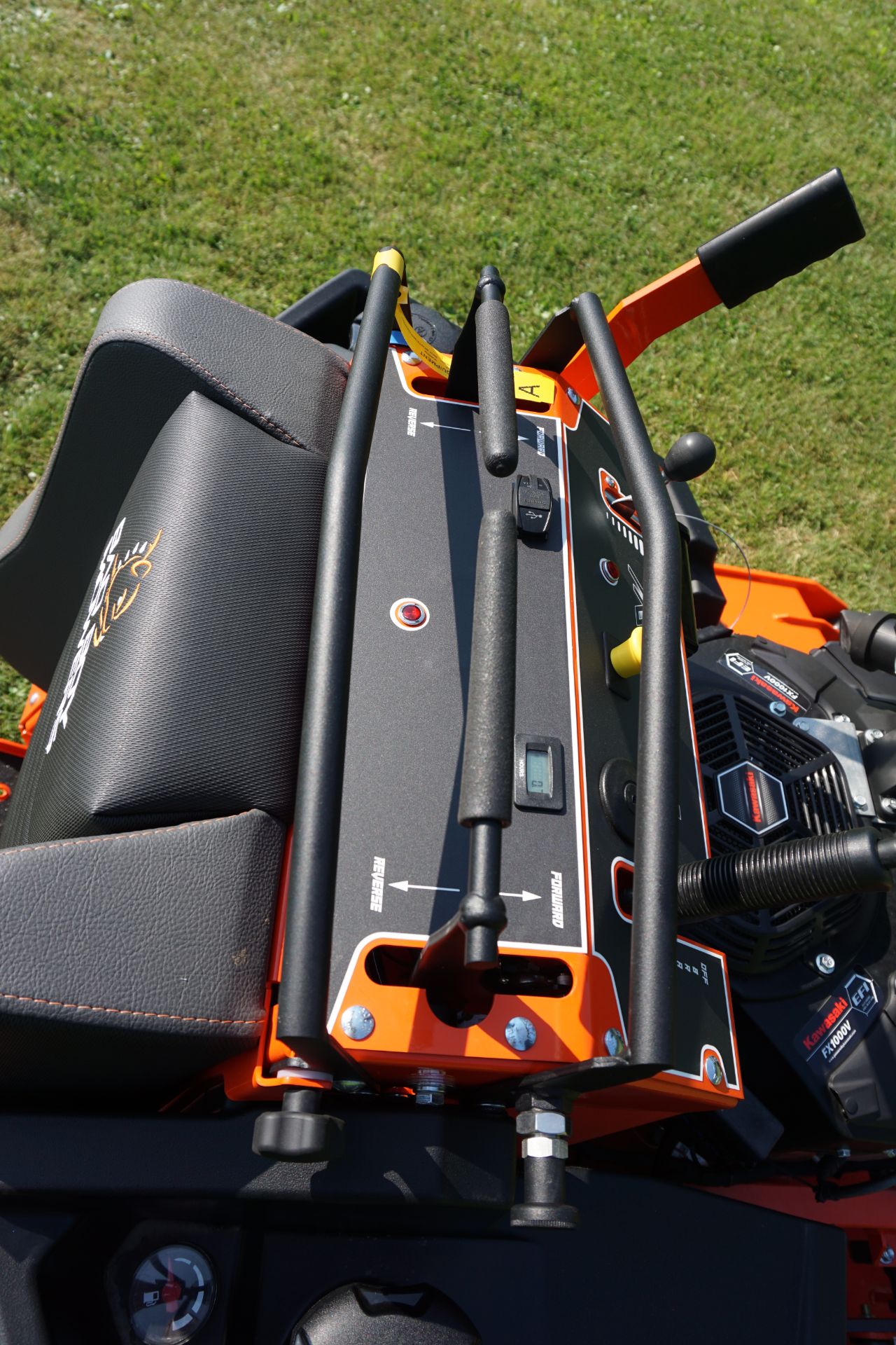 BANZAI Karma90•Wolf100 Bad Boy Outlaw Rebel 61″ Kawasaki FX1000 Zero-Turn Mower BRB6135KA