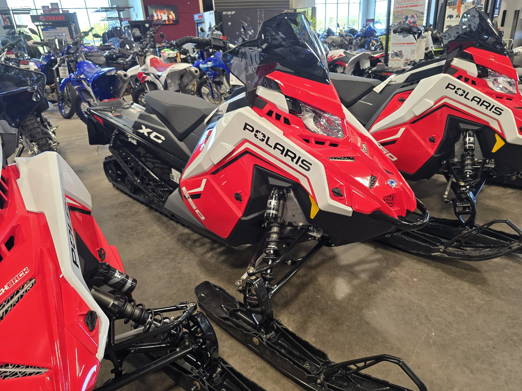 2027 Polaris 650 Switchback XC 146 Indy Red 1.6 7S ES for sale 1261001