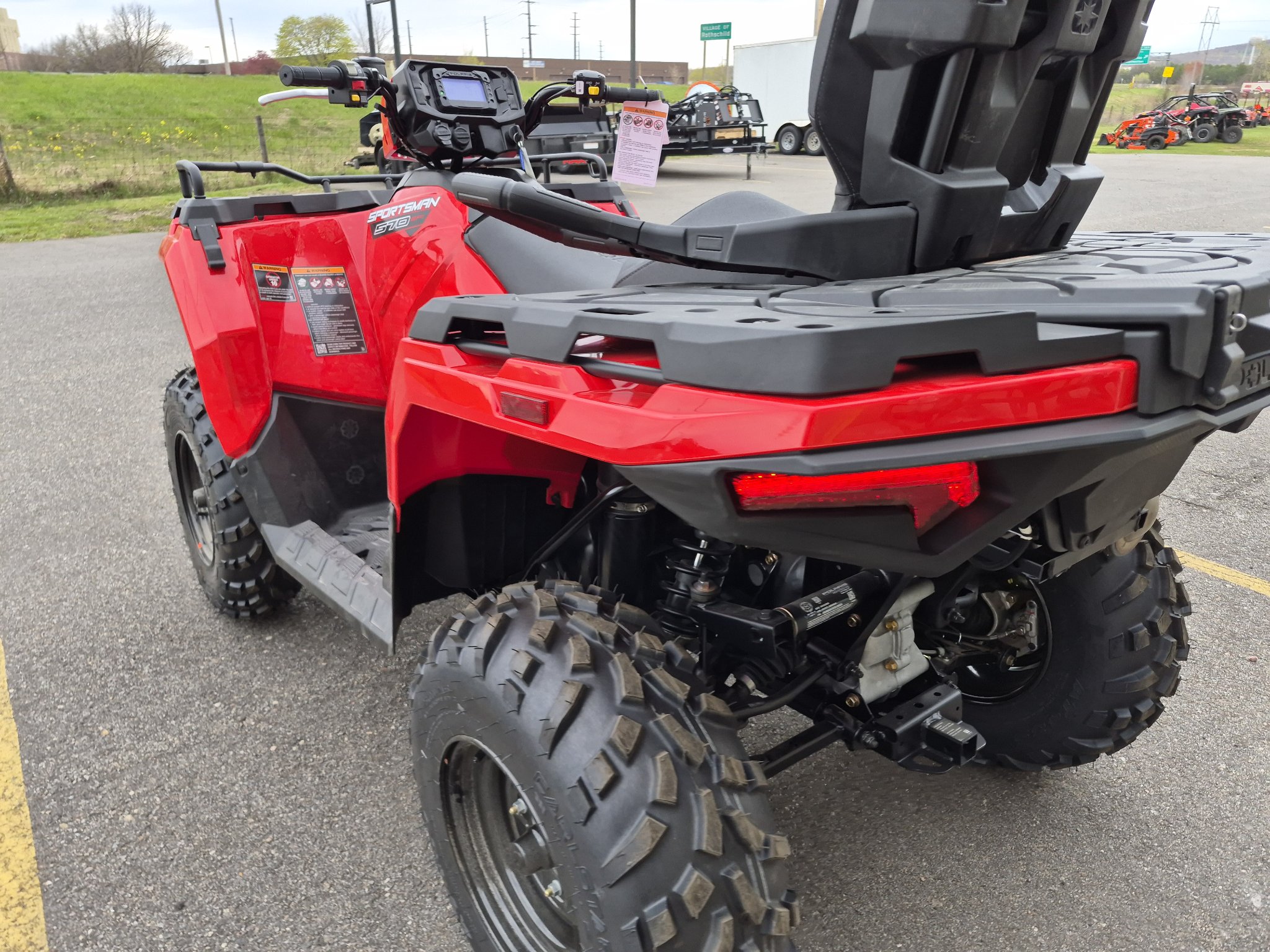 2026 Polaris Sportsman Touring 570 9
