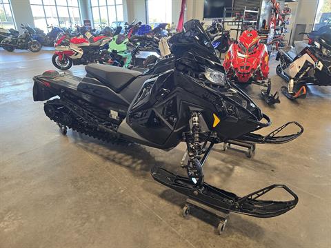 2027 Polaris 850 Switchback XC 146 Gloss Black 1.6 7S ES