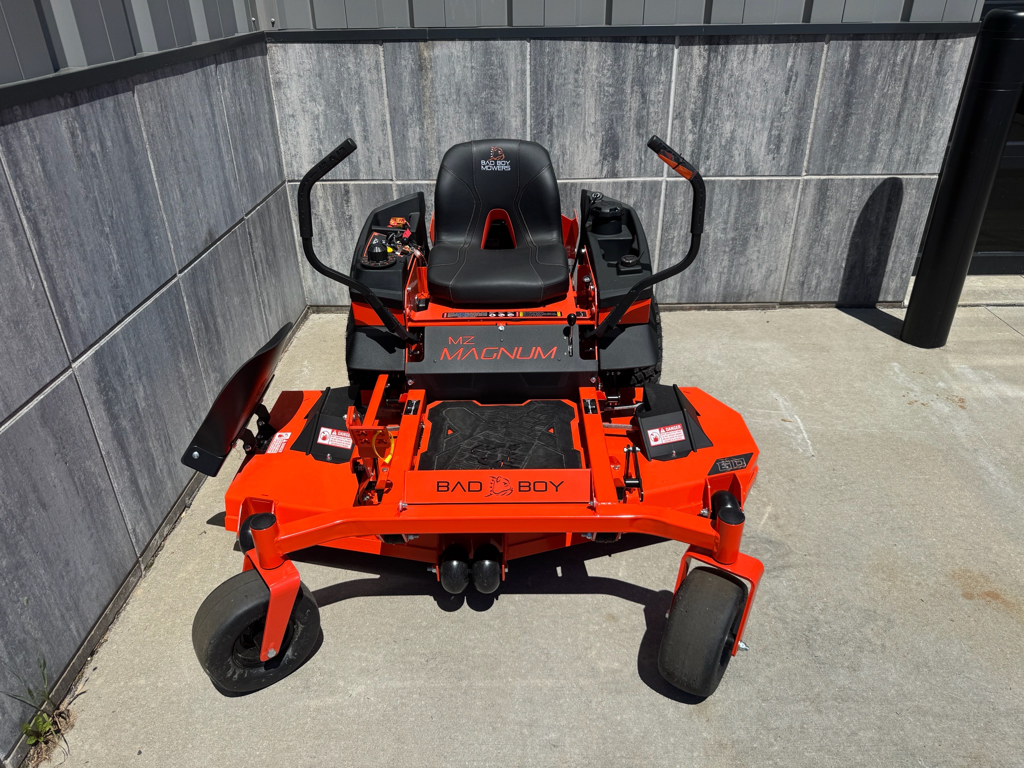 New 2026 Bad Boy Mowers MZ Magnum 60 in. Kawasaki FR651V 21.5 hp