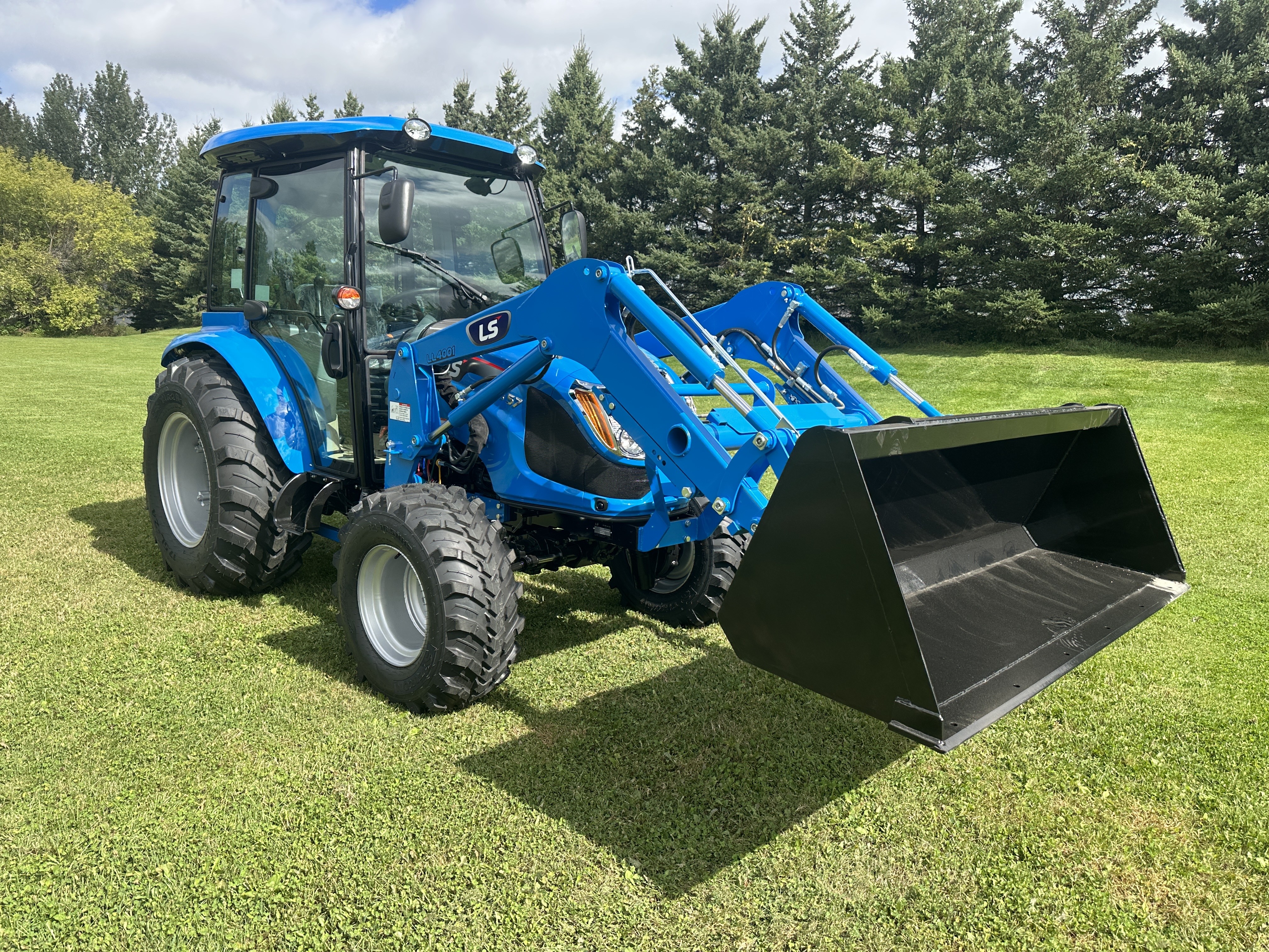 New 2025 LS Tractor MT357HCL W/ Cab & LL4001 Loader & 72