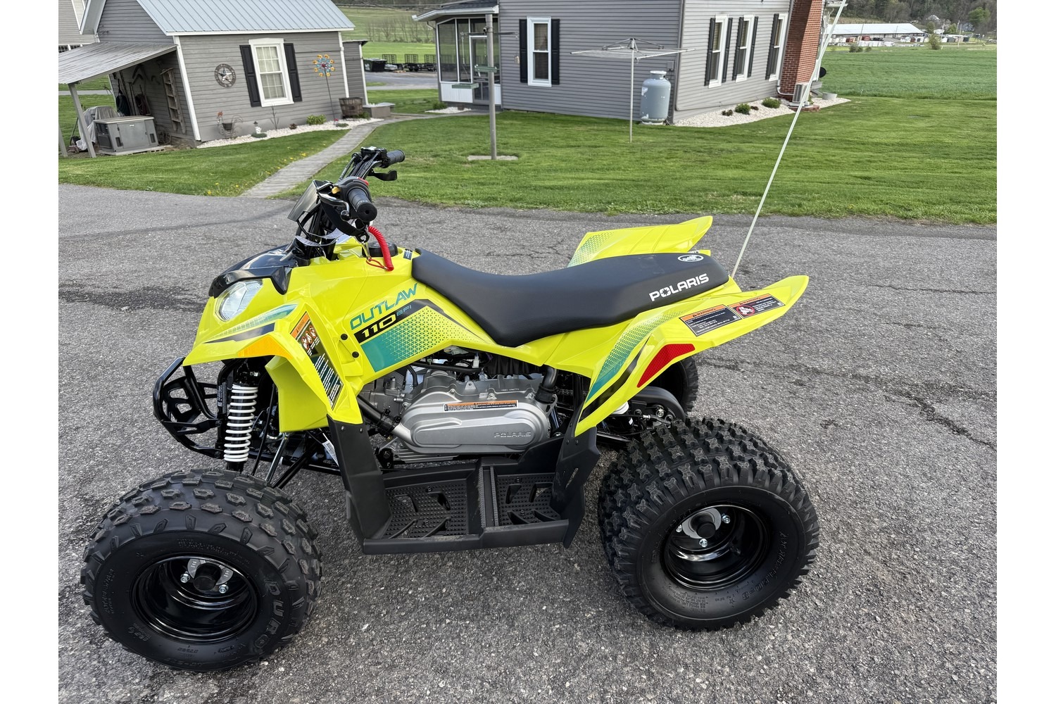 2027 Polaris Outlaw 110 EFI 1