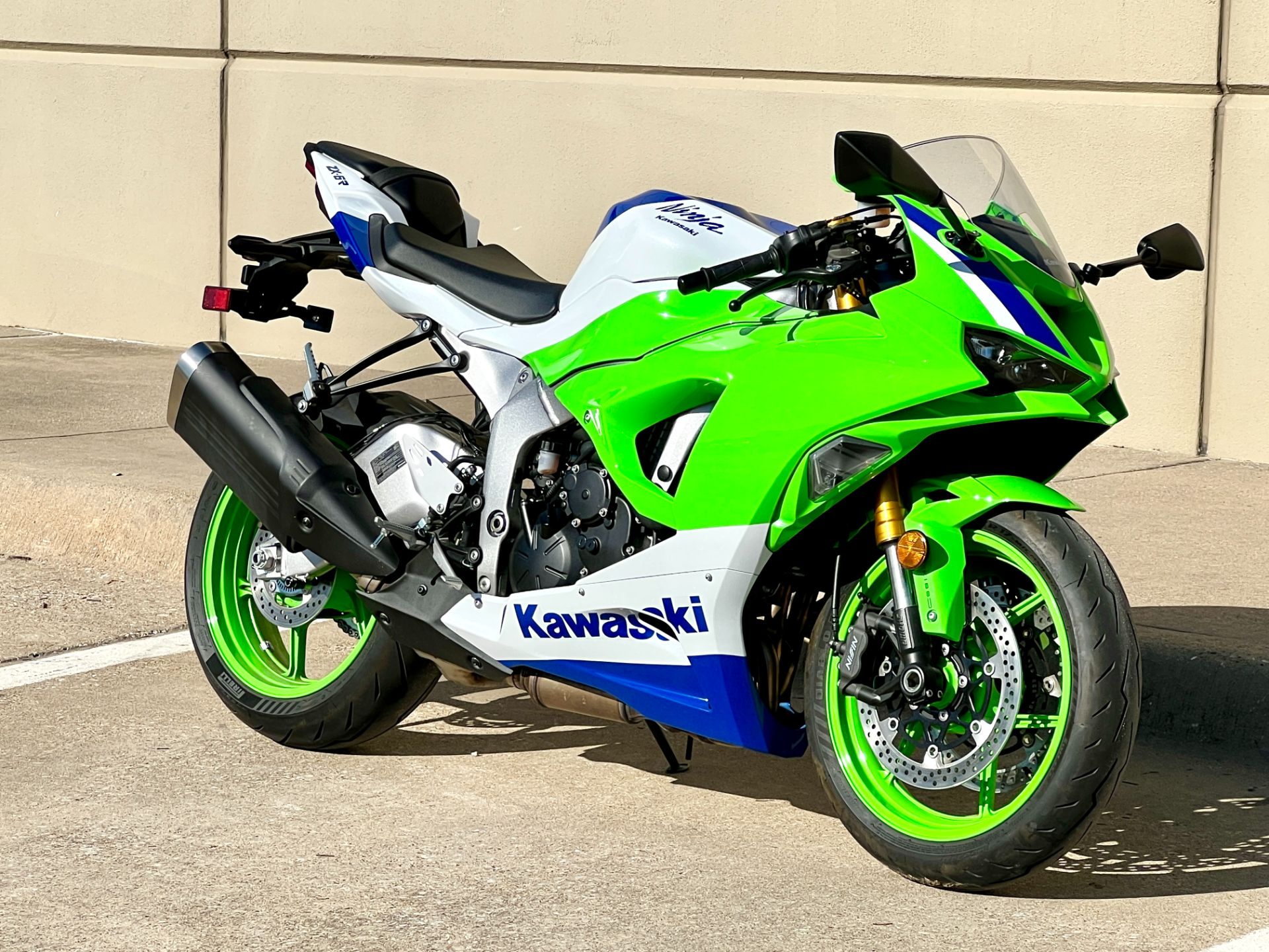 【新品未開封】Celebrating 70 years Collection Used 2024 Kawasaki Ninja ZX-6R 40th Anniversary Edition ABS