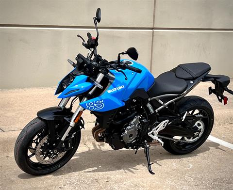 New 2025 Suzuki GSX-8S | Motorcycles in Plano TX | 100316 Glass