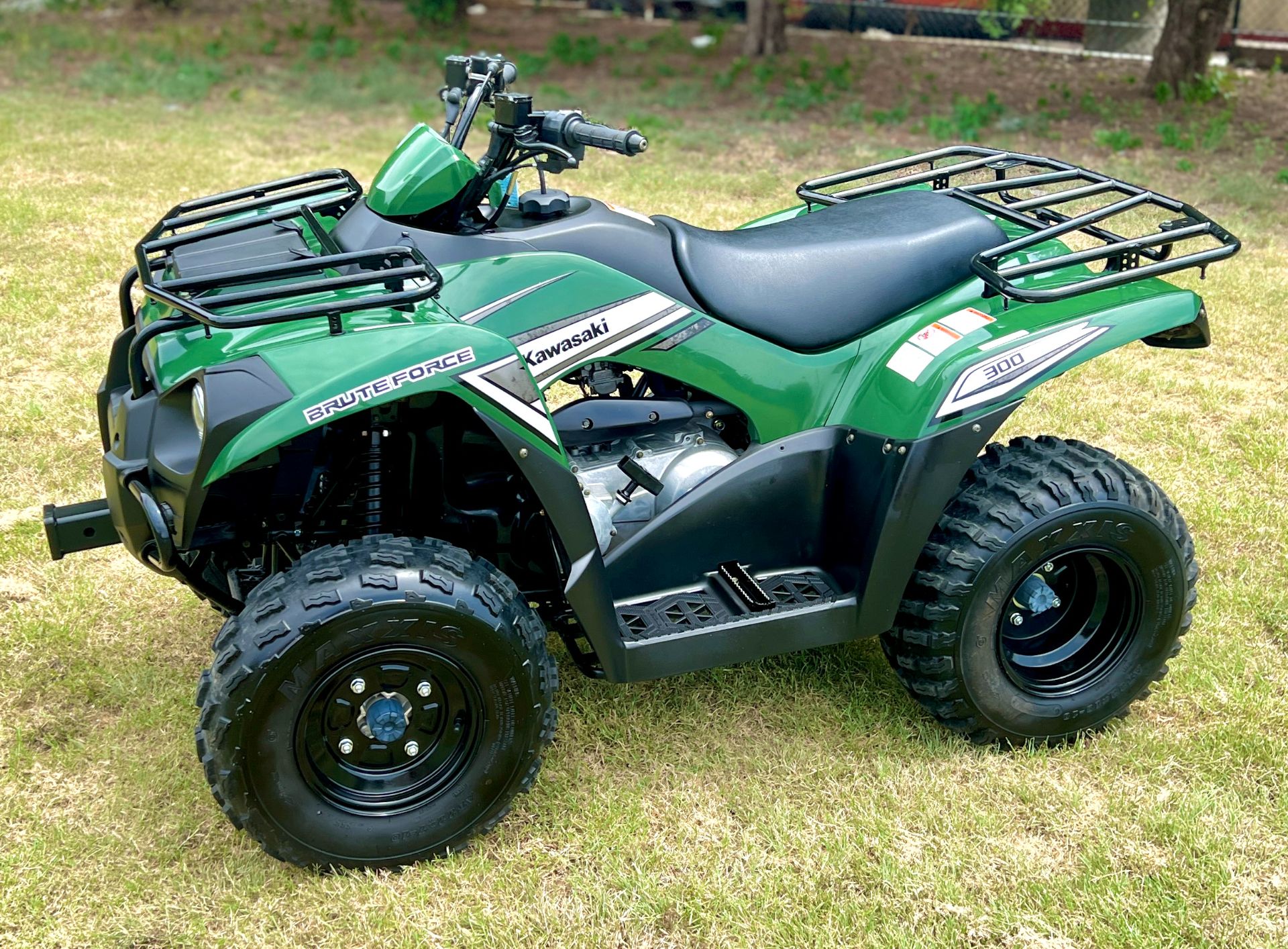 2017 Kawasaki Brute Force 300 4