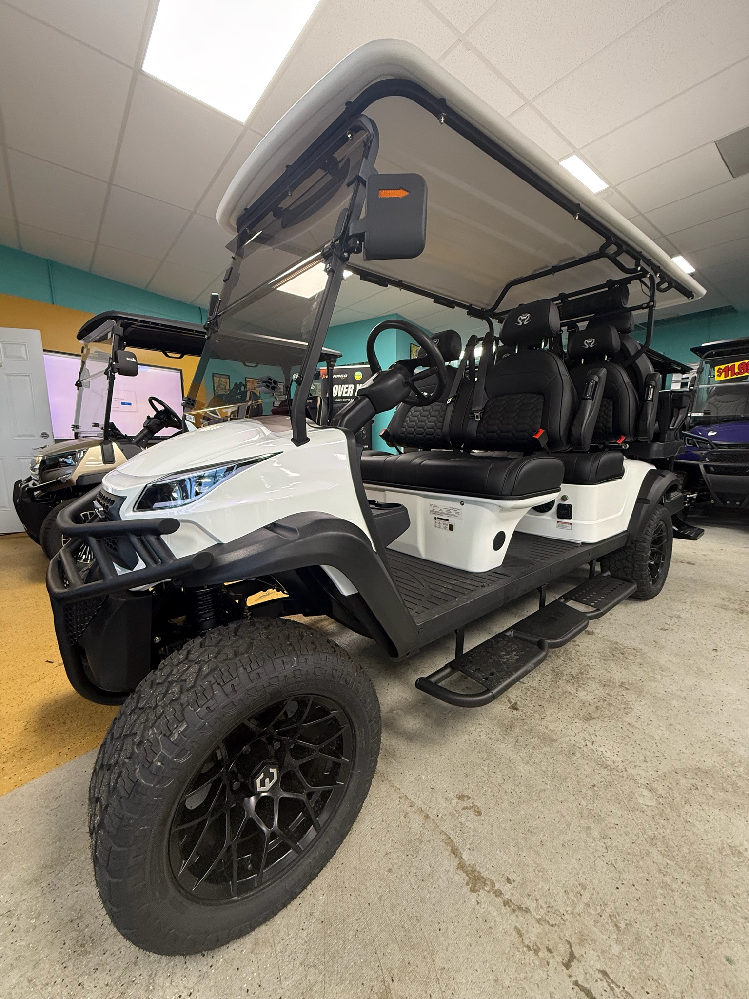 2026 Venom EV photo 7