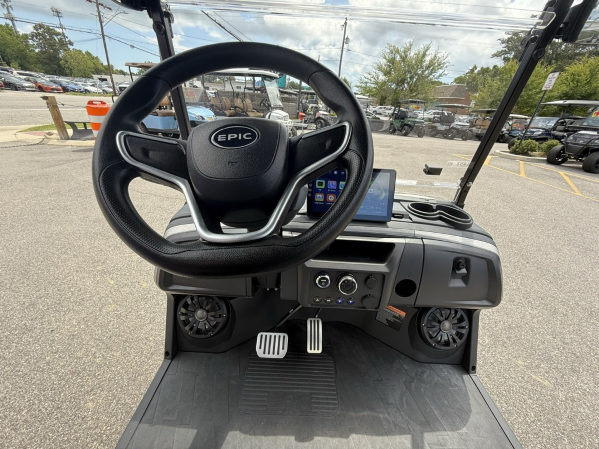 2025 EPIC CARTS E40-FX in Virginia Beach, Virginia - Photo 13