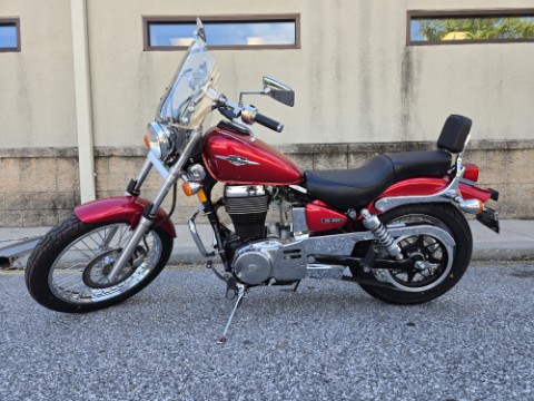2015 Suzuki Boulevard S40 — photo 1 of 5